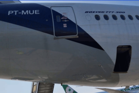 Milano Malpensa Havalimanı'nda yolcu uçağına ikram kamyonu çarptı!