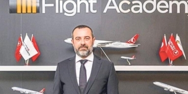 Turk-Hava-Yollari-Ucus-Akademisi-Genel-Muduru-Doc.-Dr.-Ibrahim-Zeki-Akyur