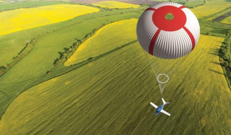 ucak-parasutu-1024x576