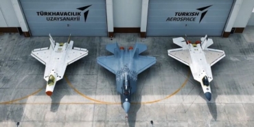 KAAN’da tarihi gün 3 dev yan yana! İlk uçuşun üzerinden tam 2 yıl geçti... TUSAŞ’tan tüyleri diken diken eden paylaşım! (1)